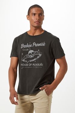 T-SHIRT MASCULINA GOLA CARECA